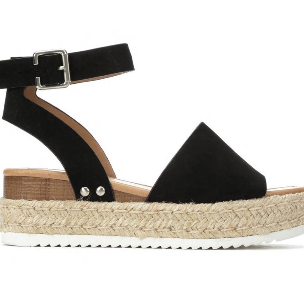 Soda platform sandals